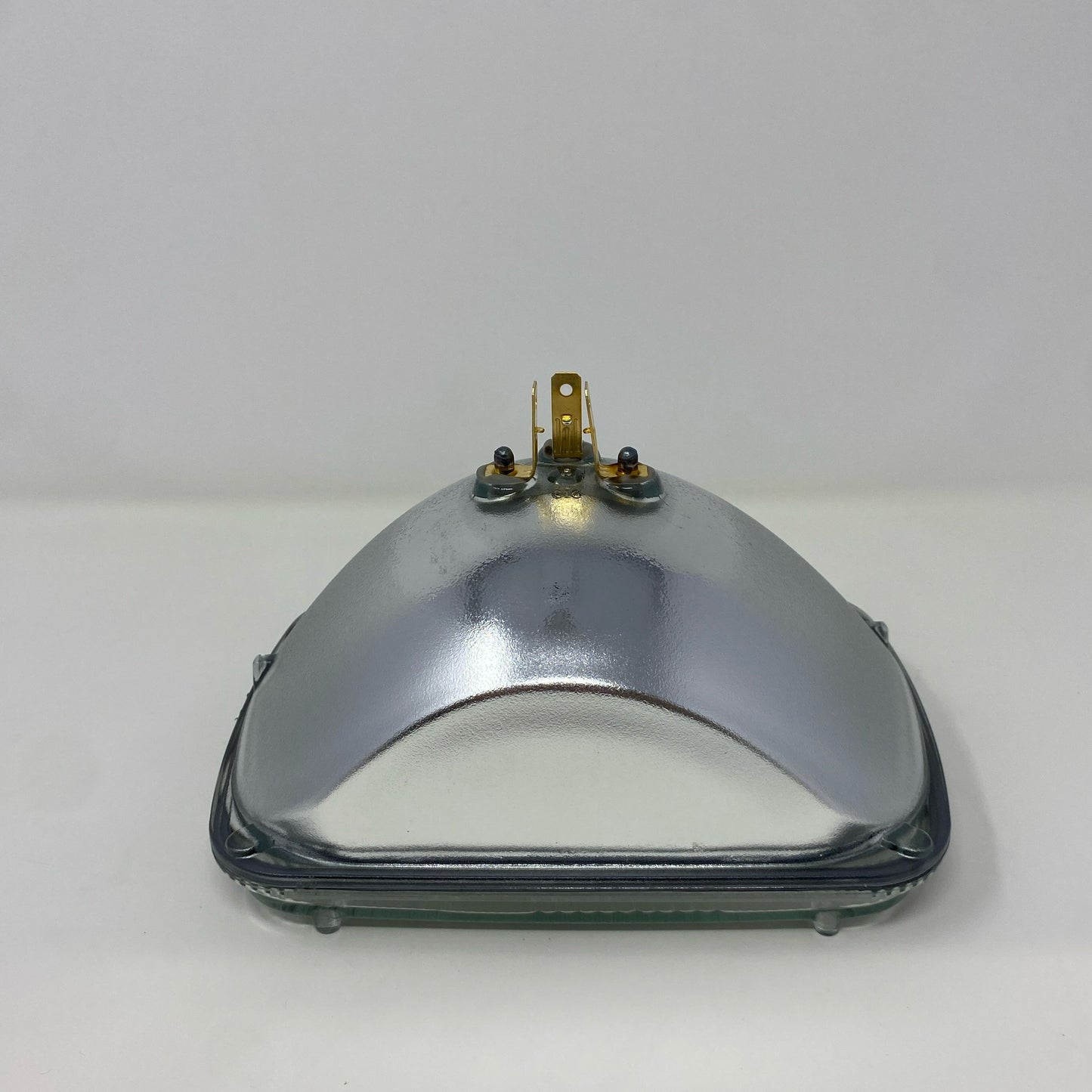 Bottom-LPNO568277808
