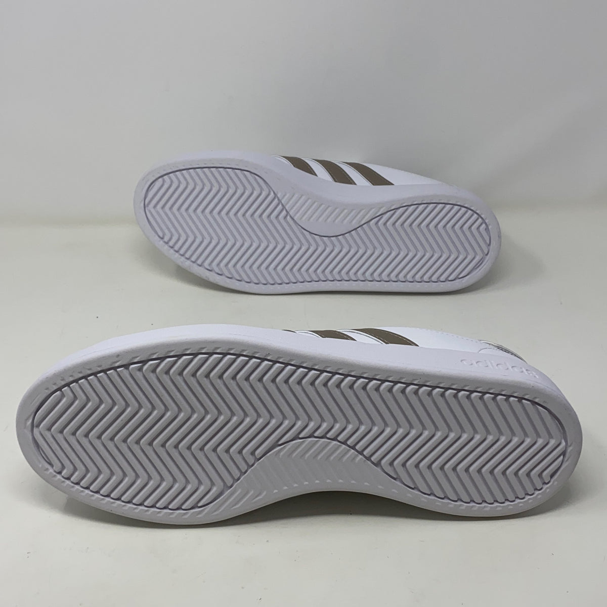 Bottom-UNT712729GR3