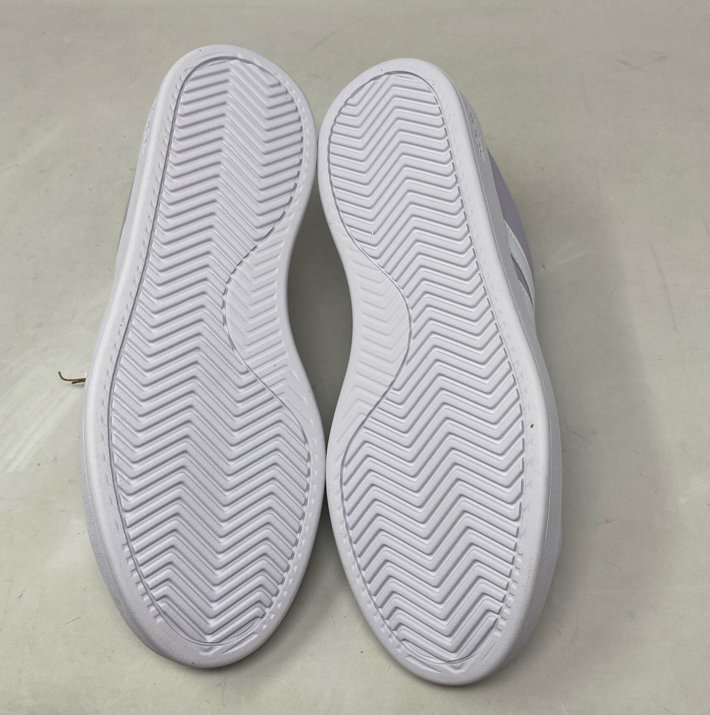 Bottom-LPNNH5HCH6XDZ