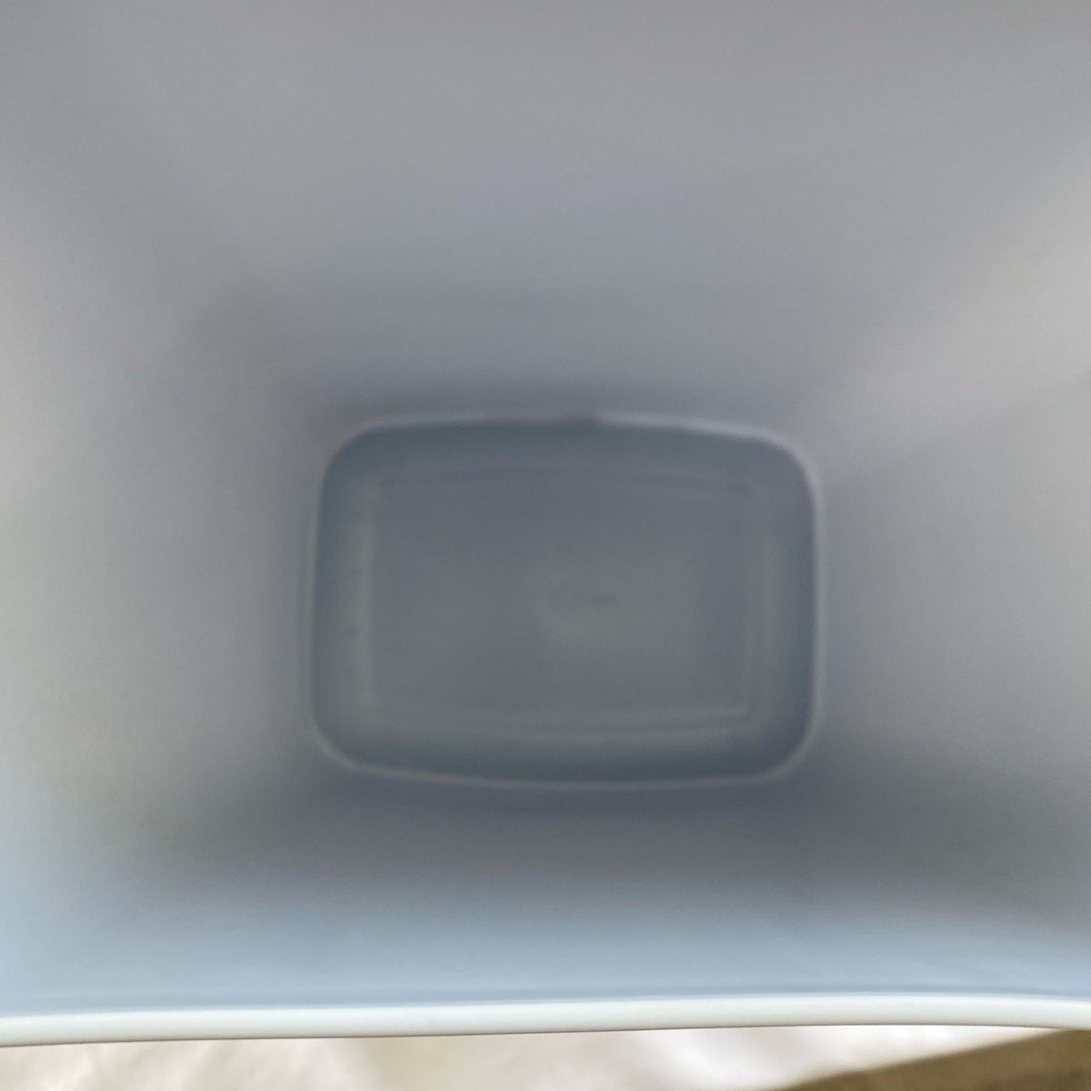 Bottom-UNT571530GOR