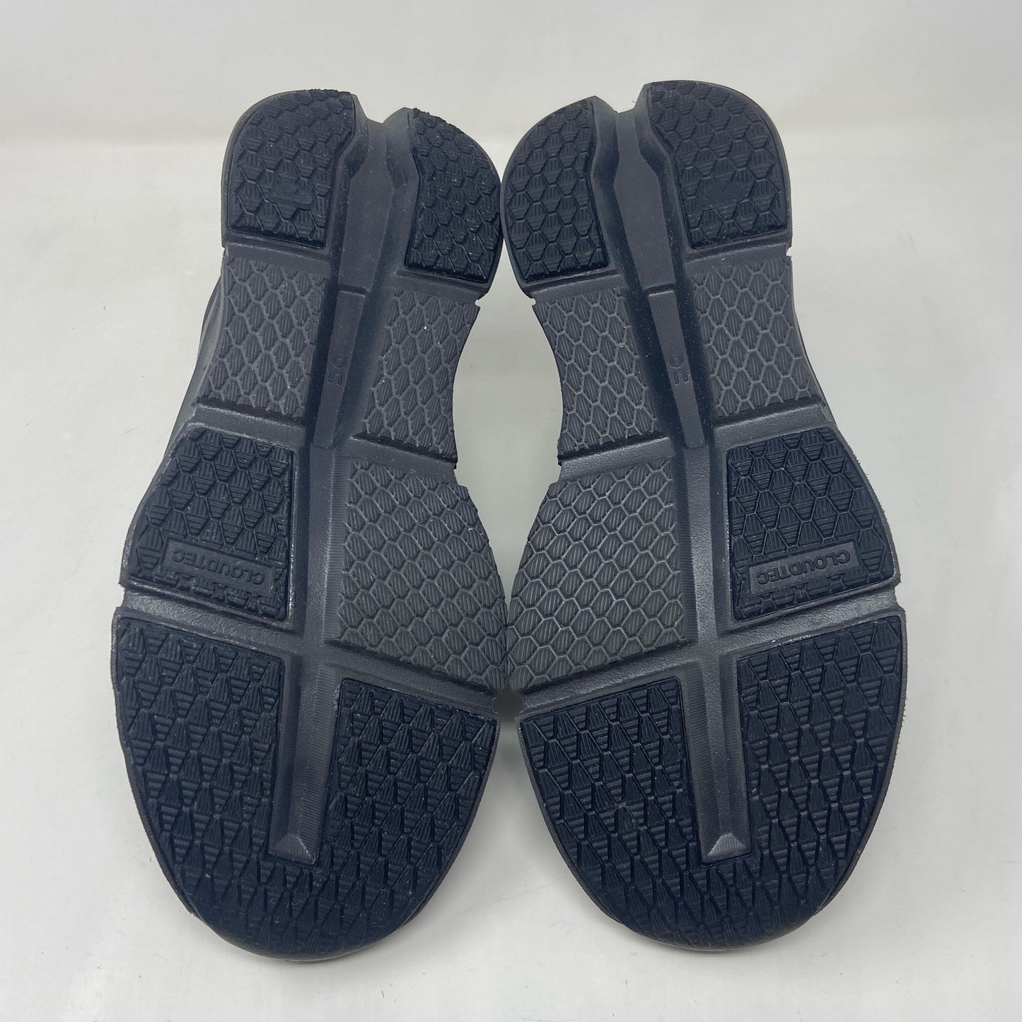 Bottom-UNT6713846YL