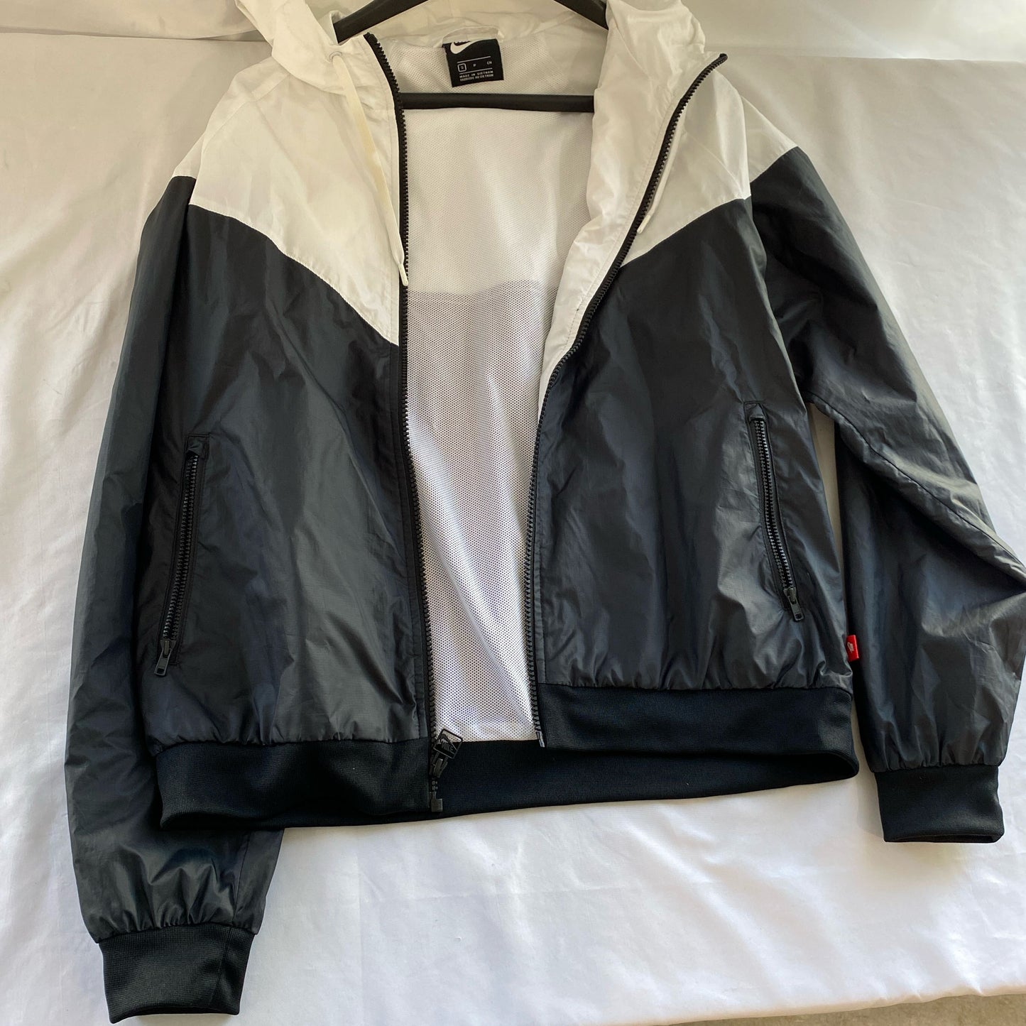 Bottom-LPNT079688215