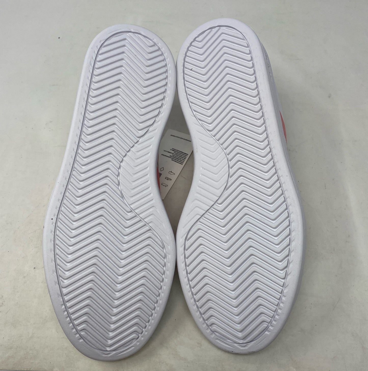 Bottom-UNT832132ZKR4