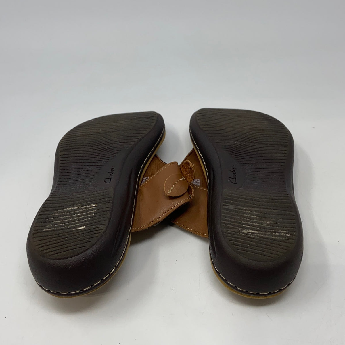 Bottom-UNT815577OTQ