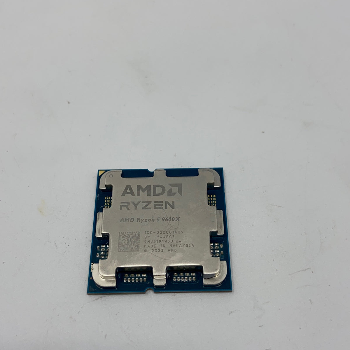 Bottom-LPNNF6BV8WQ66