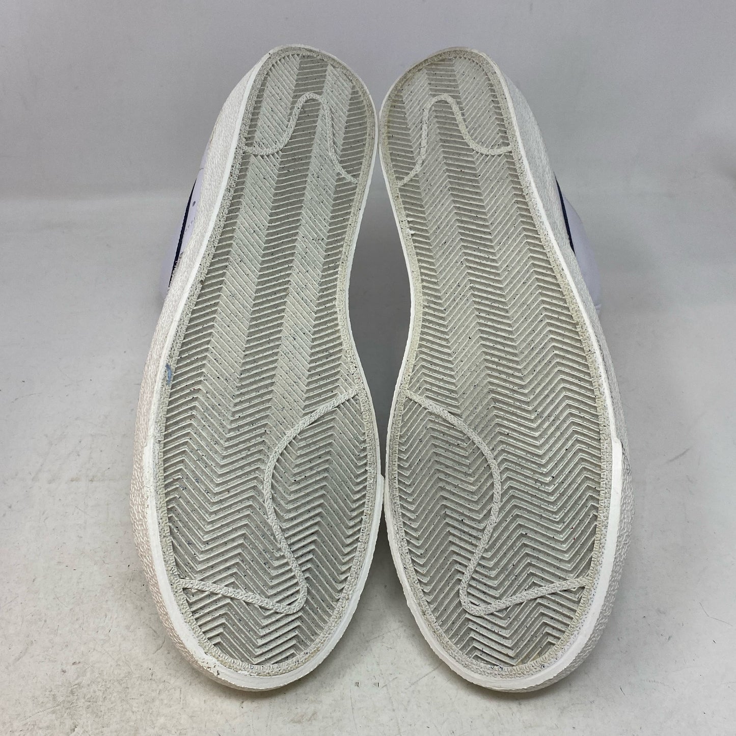 Bottom-UNT818643TZ6