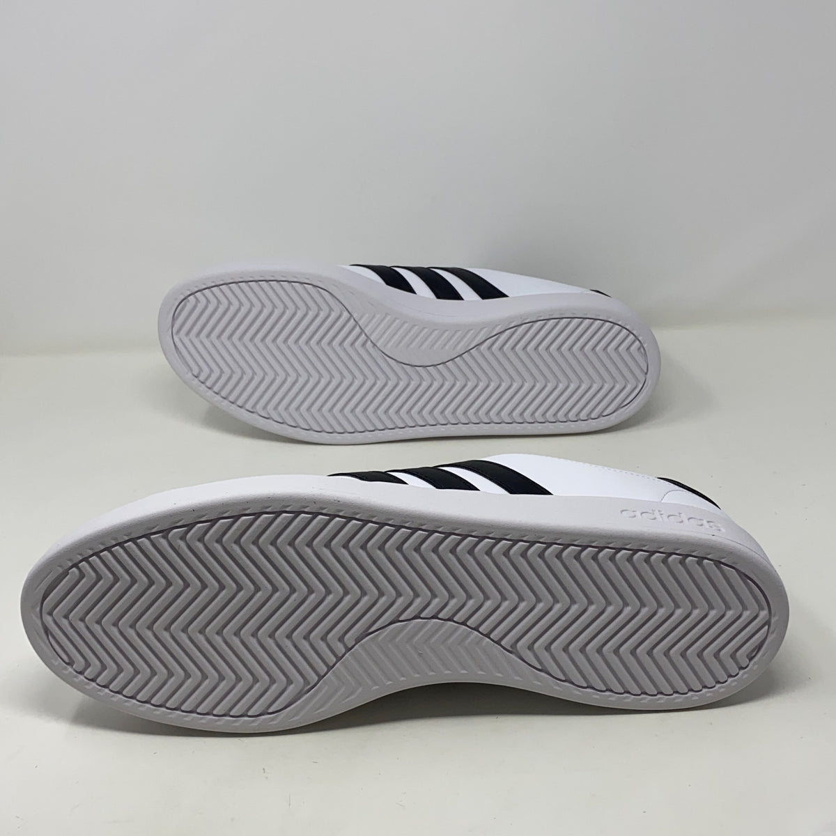 Bottom-UNT945022GJY