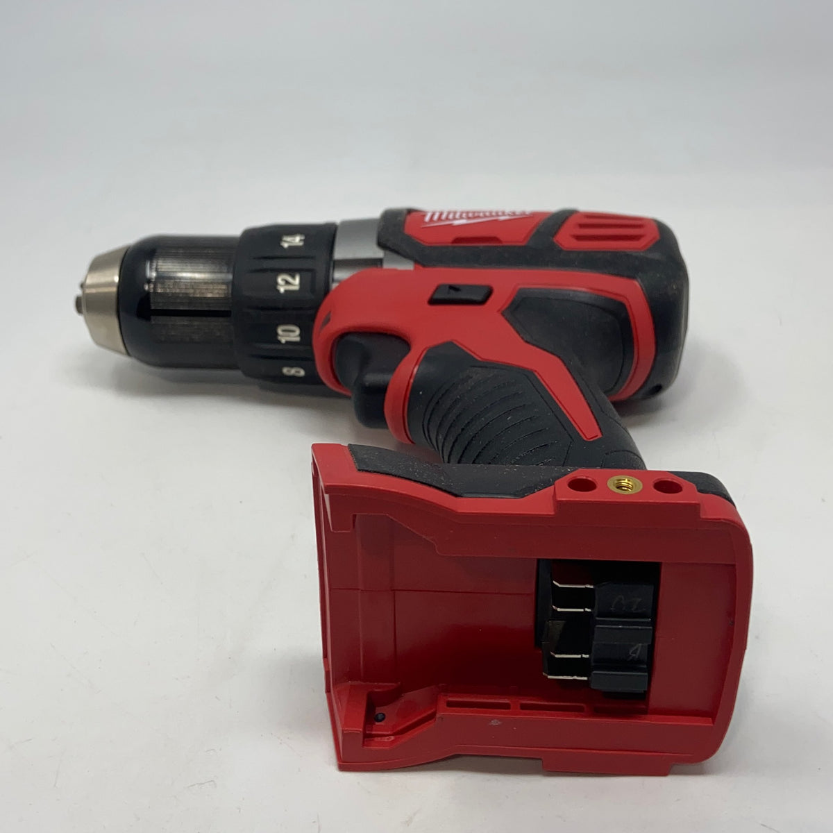 Bottom-UNT694652E60