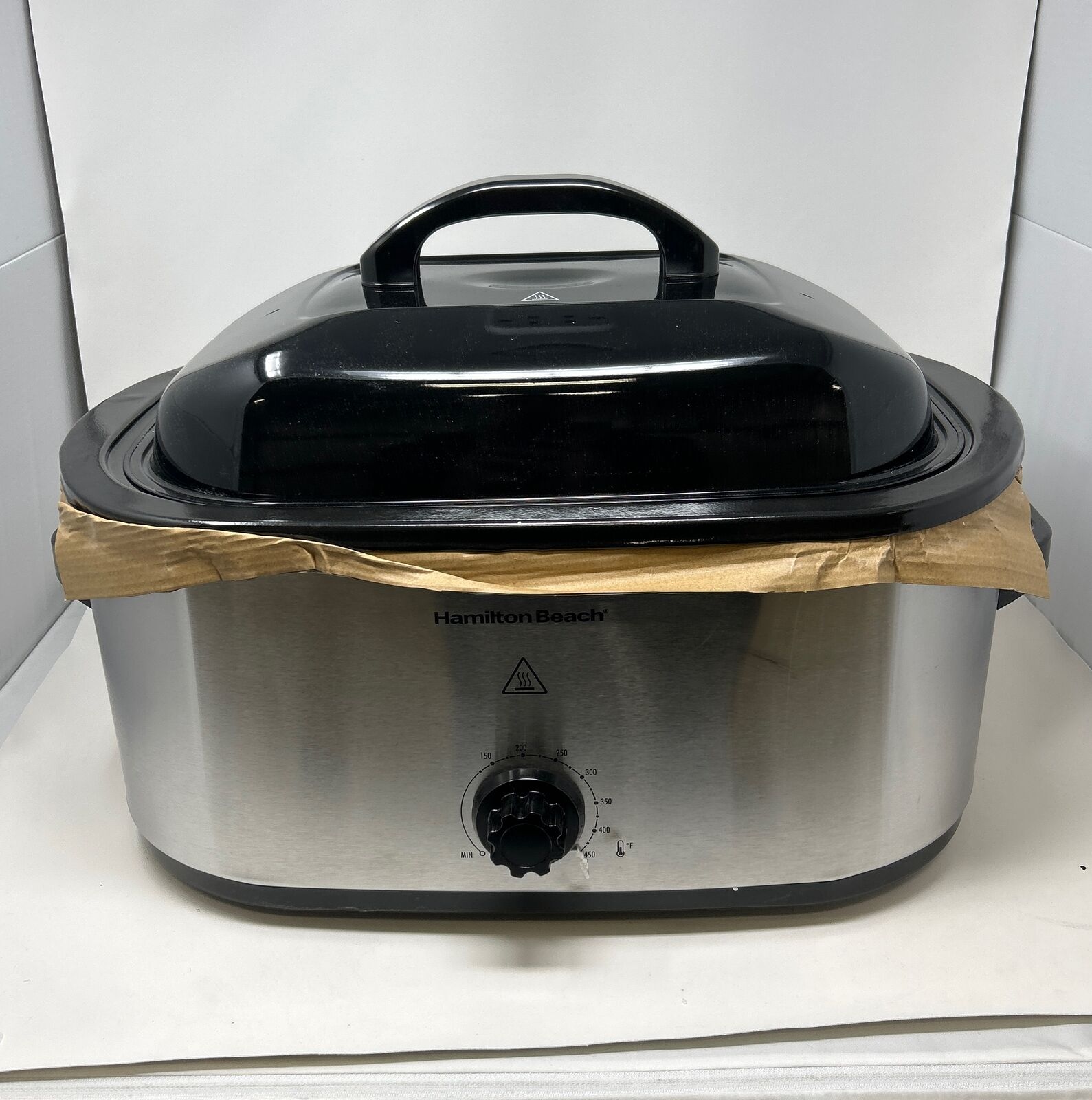 Hamilton Beach 28 Lb 22-Quart Roaster Oven With Self-Basting Lid Stainless Steel