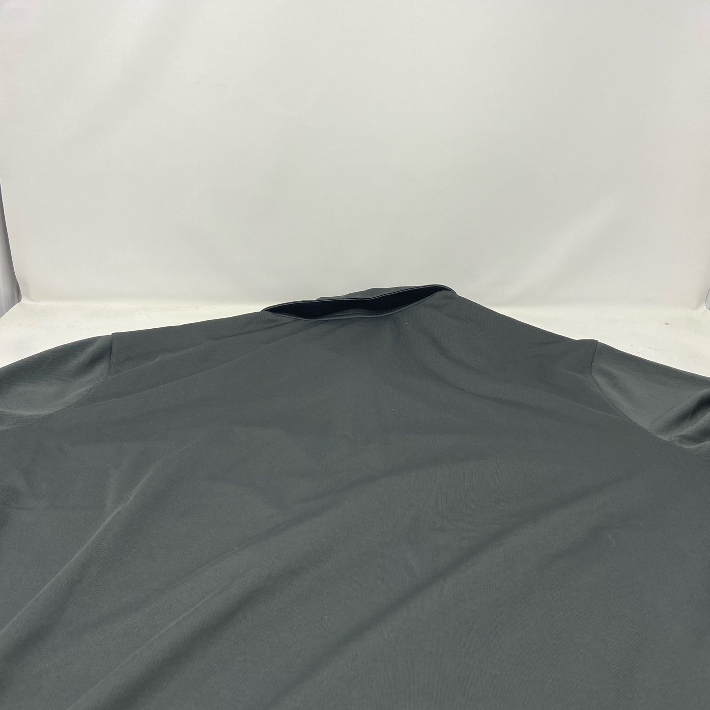 Back-UNT364111Q6S