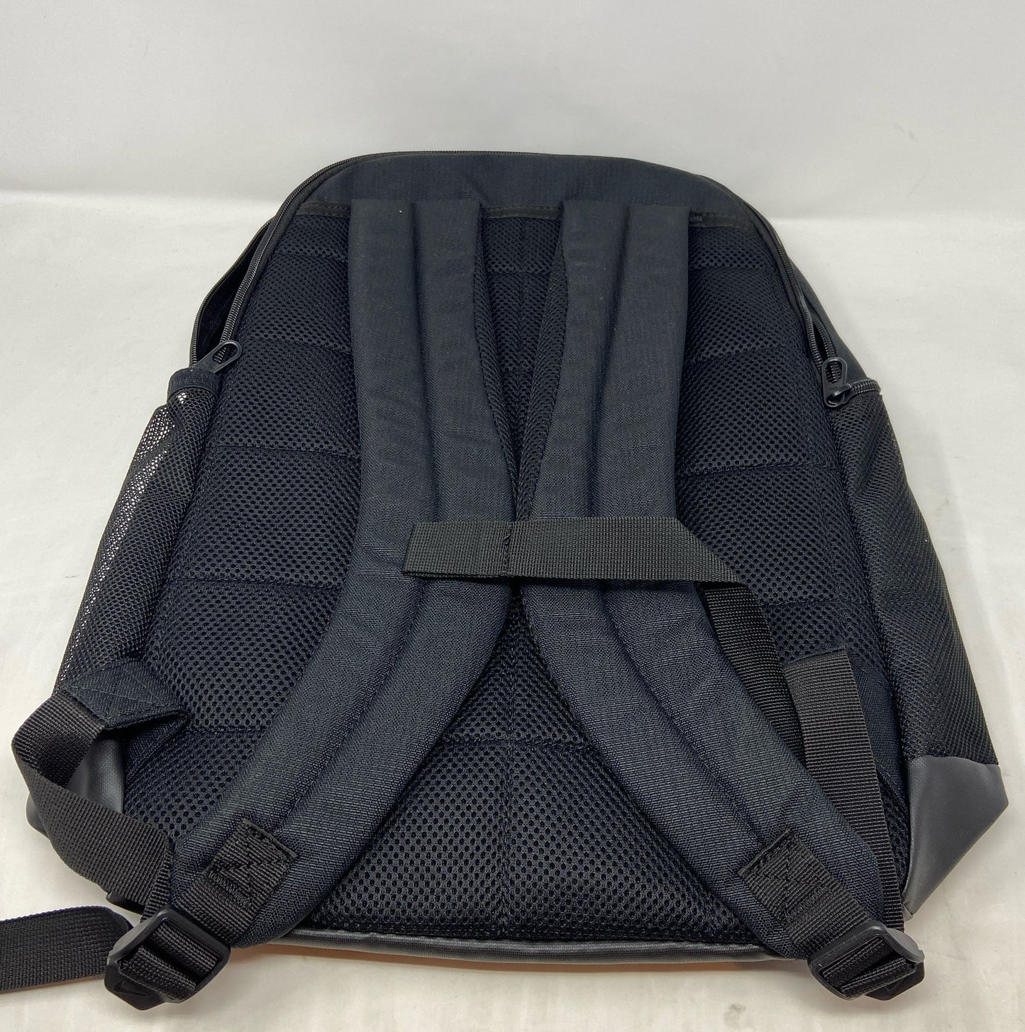 Bottom-UNT972195T903