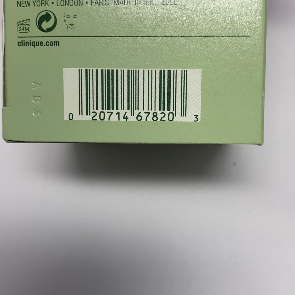 Serial #/Tag-UNT7763726LJD