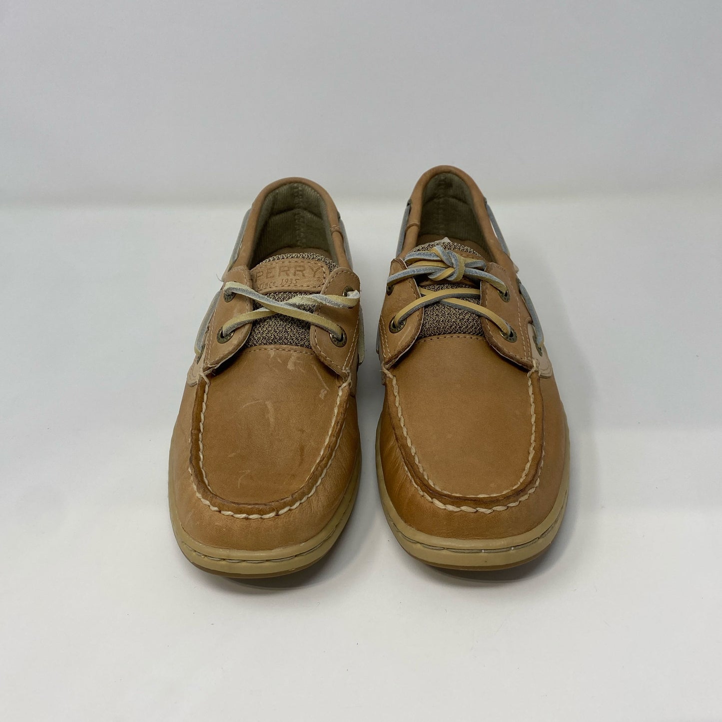Left-UNT740121WVF