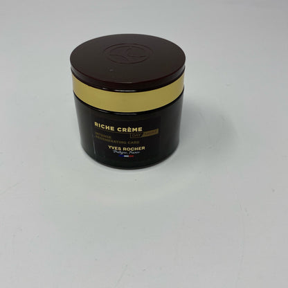 Front-UNT558777TJ9
