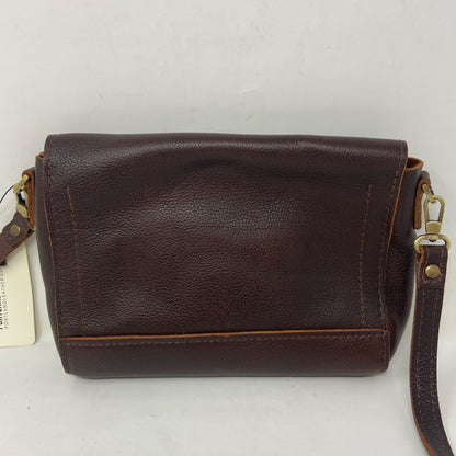 Back-UNT948908PYS