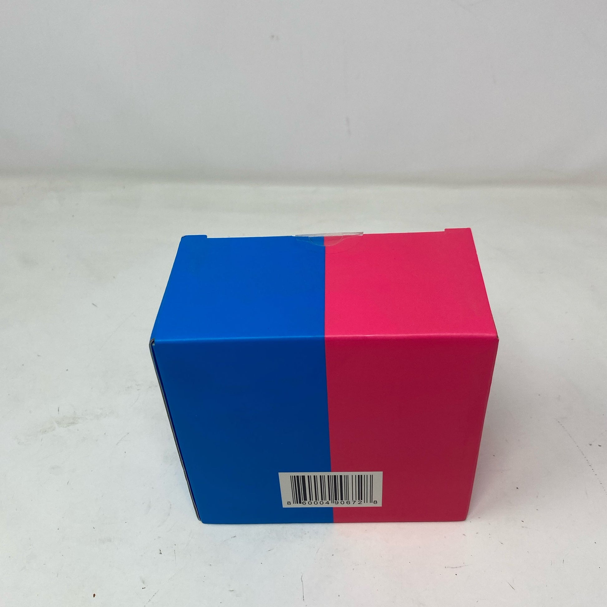 Back-UNT780977EPC9