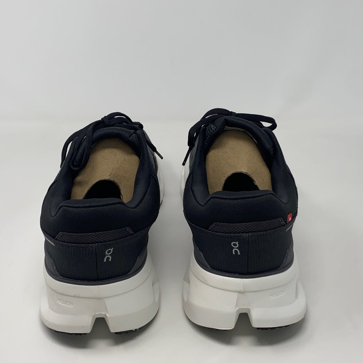Left-LPNT103052740