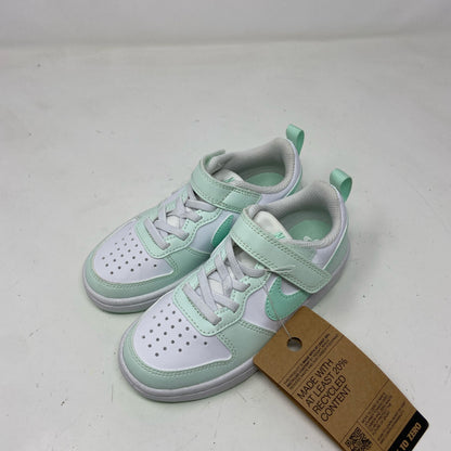 Front-UNT698229KWU