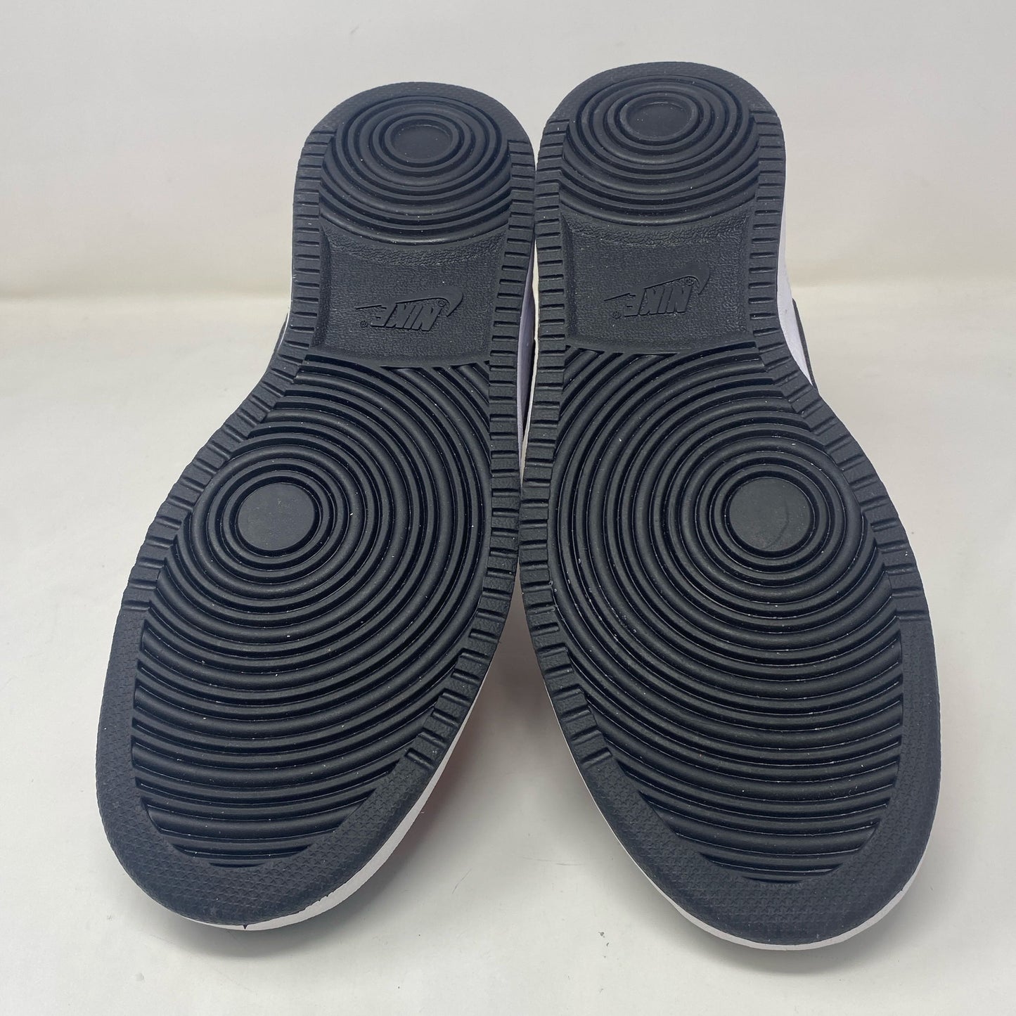 Bottom-UNT41709812T