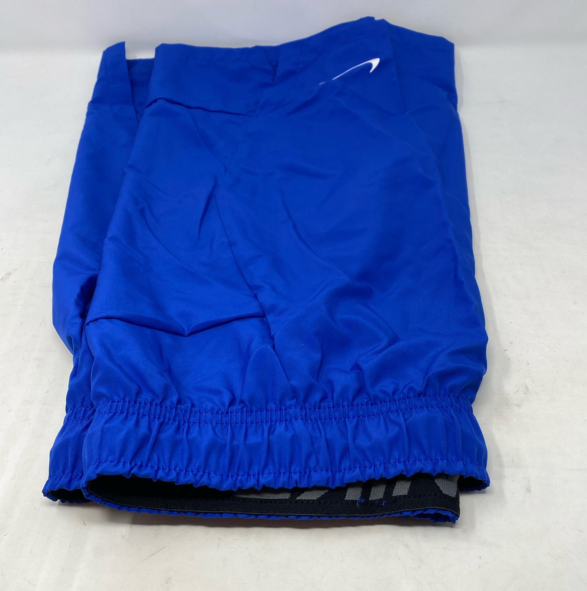 Back-UNT536343ZYY4