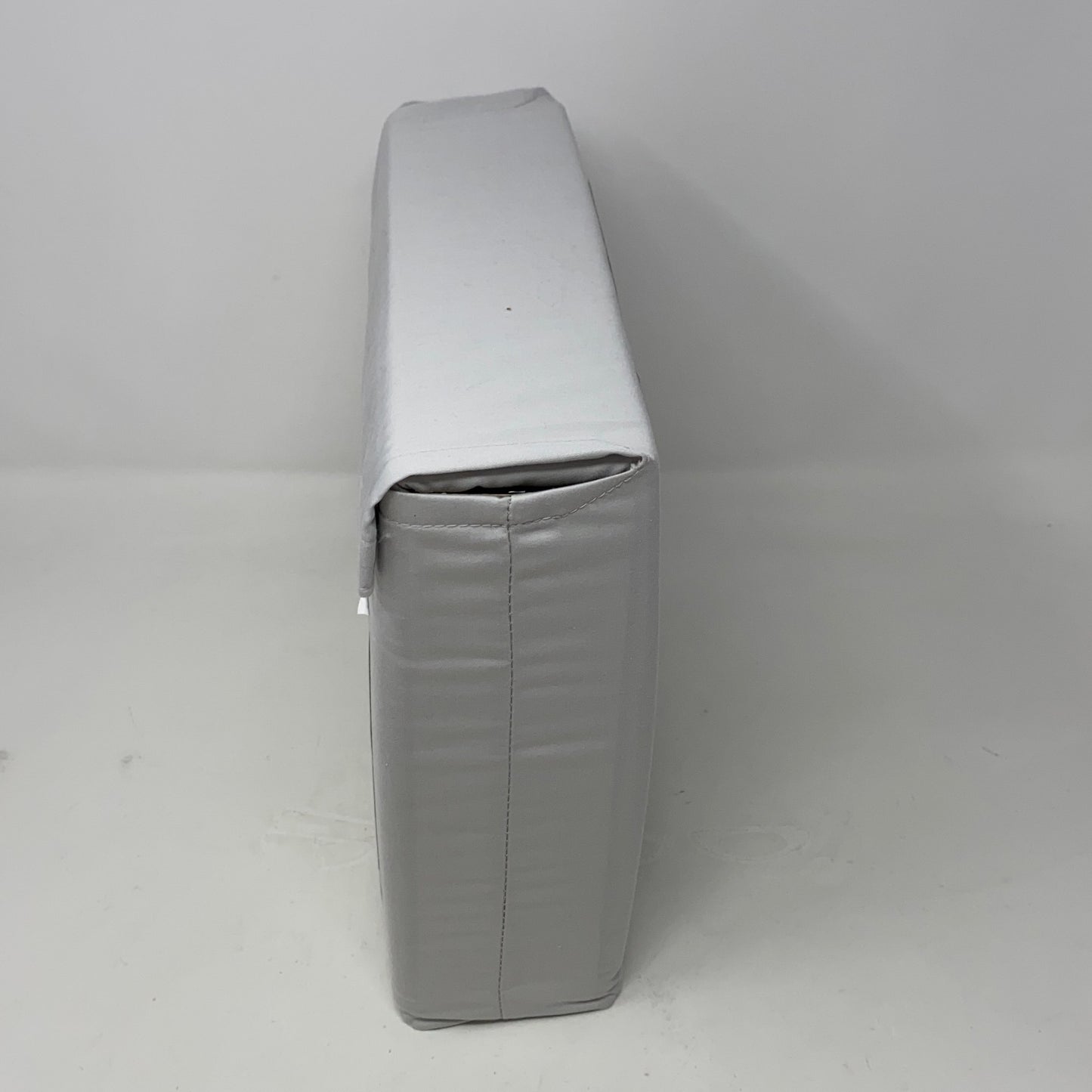 Left-UNT378639V28