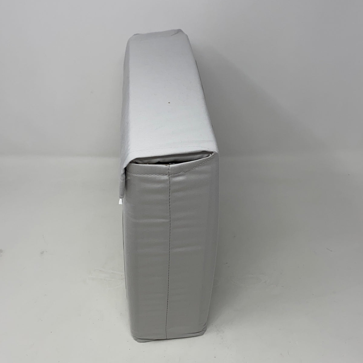 Left-UNT378639V28