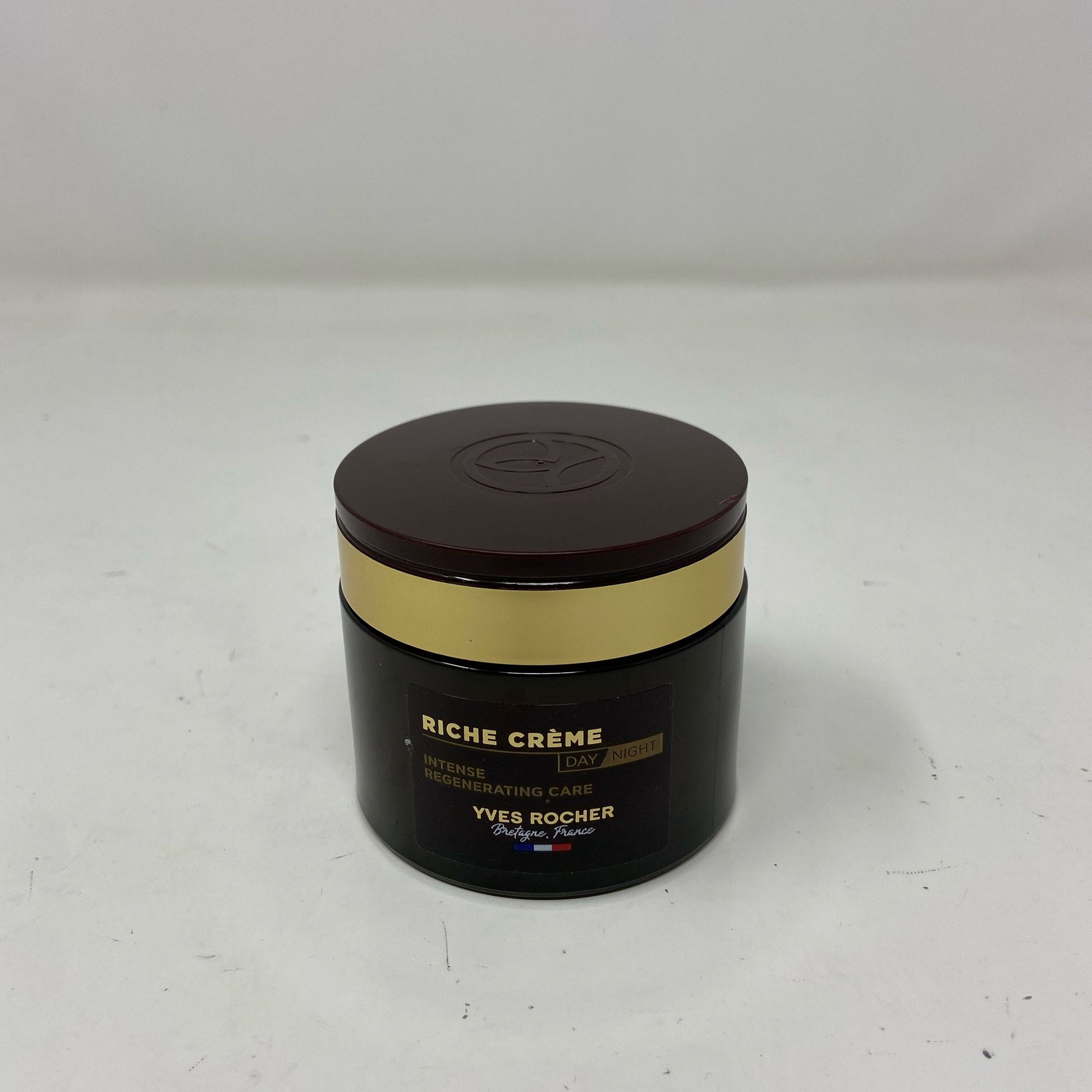 Front-UNT590985UY3