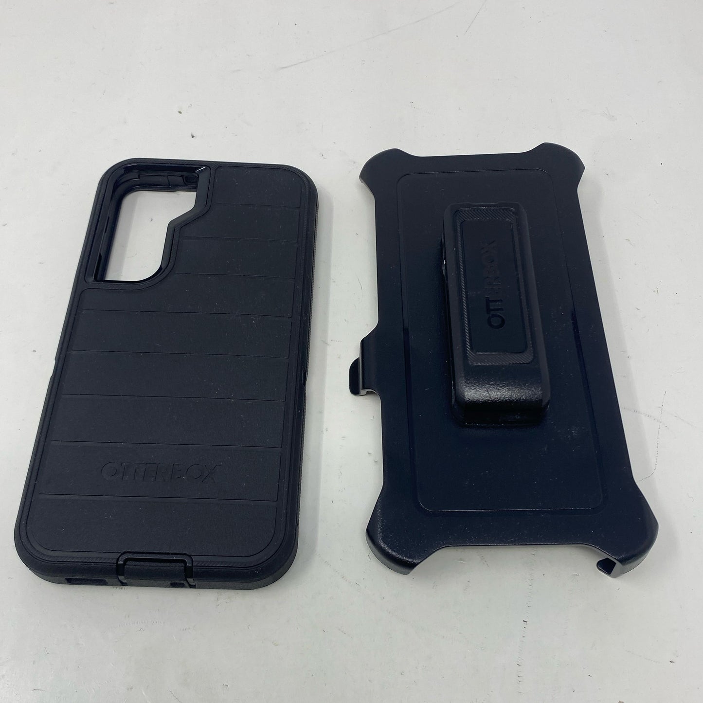 Front-UNT908476ID1F