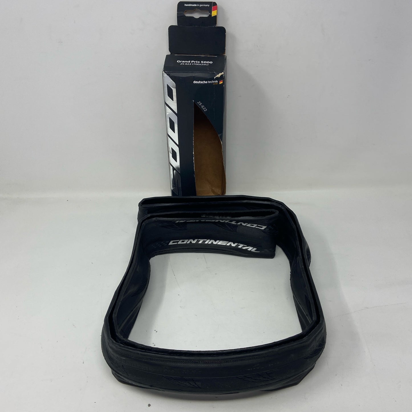 Front-UNT602101UUD
