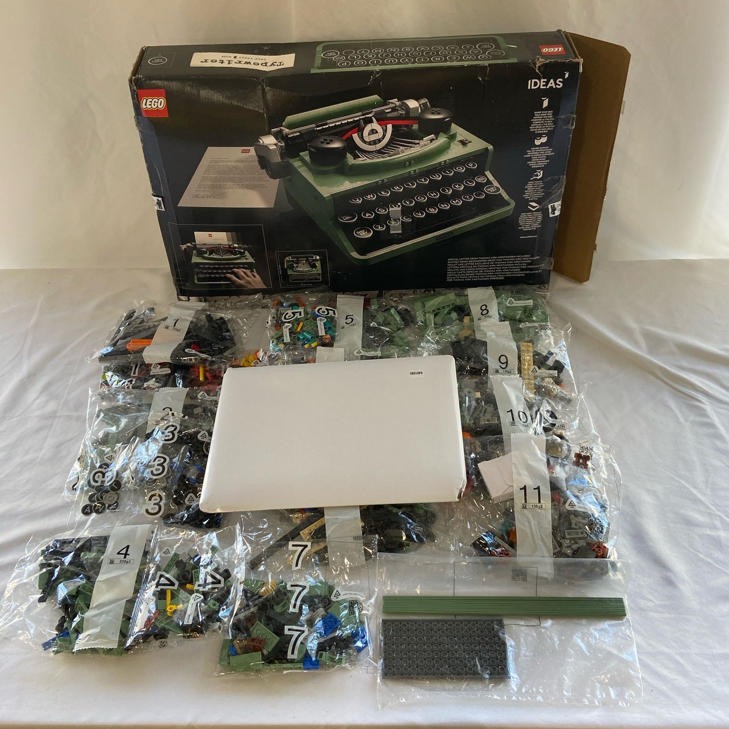 Back-UNT515876U4I
