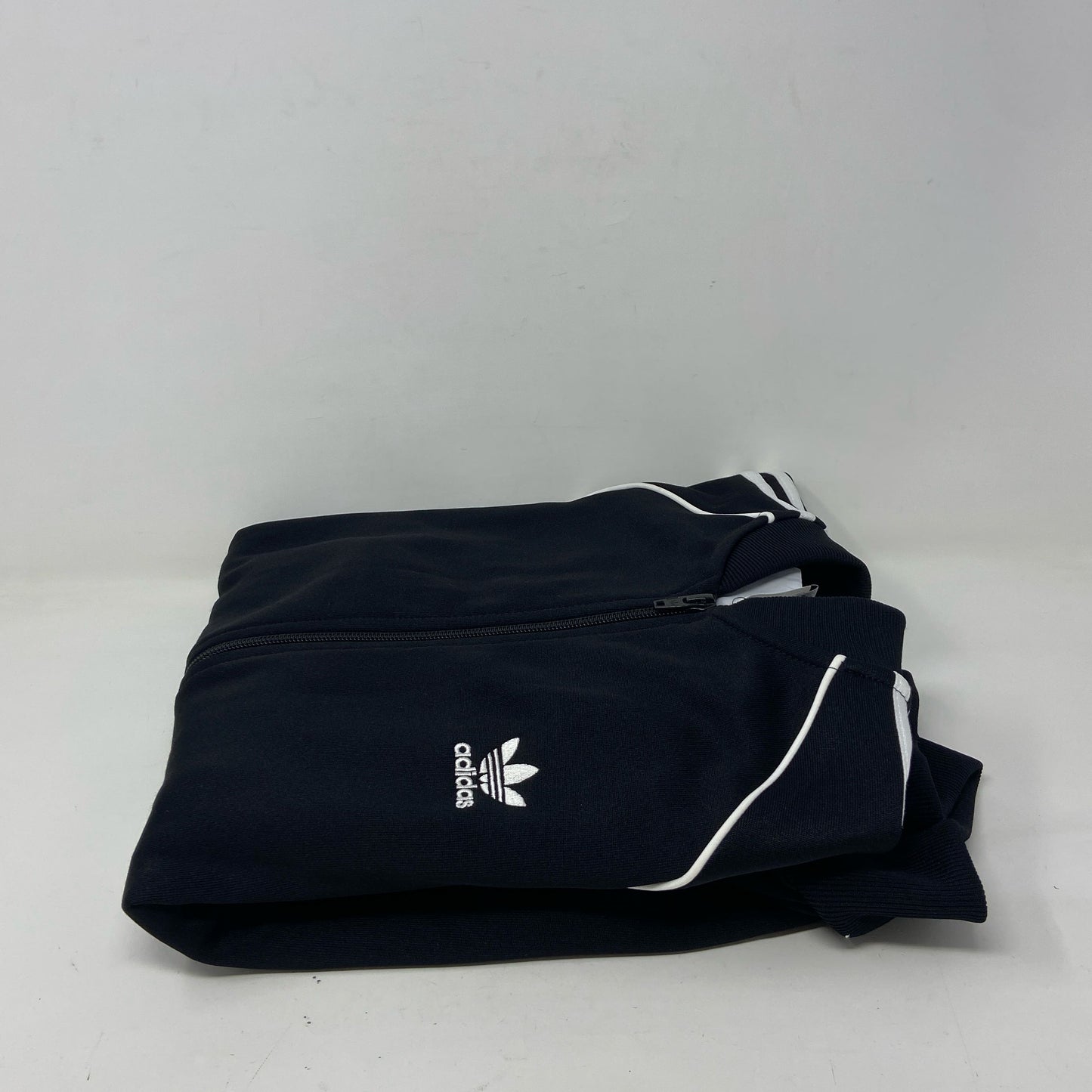 Left-UNT891952HK7