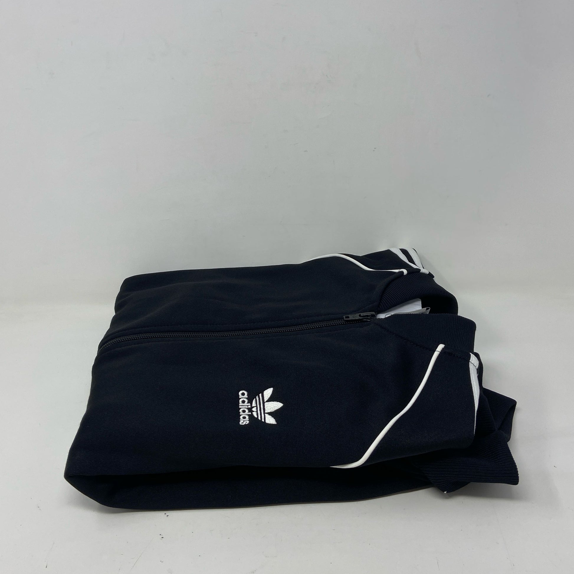 Left-UNT891952HK7
