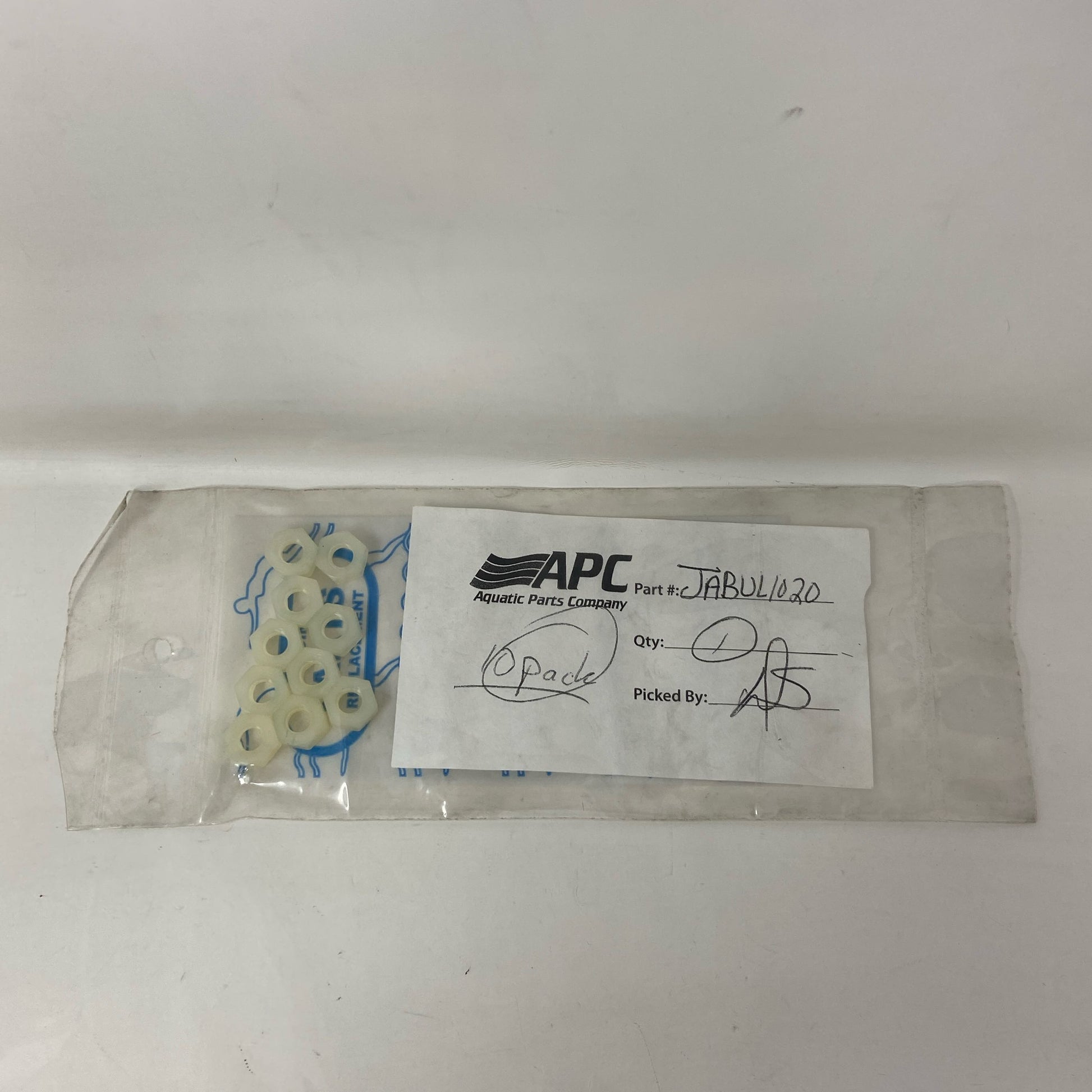 Front-UNT947988PKD