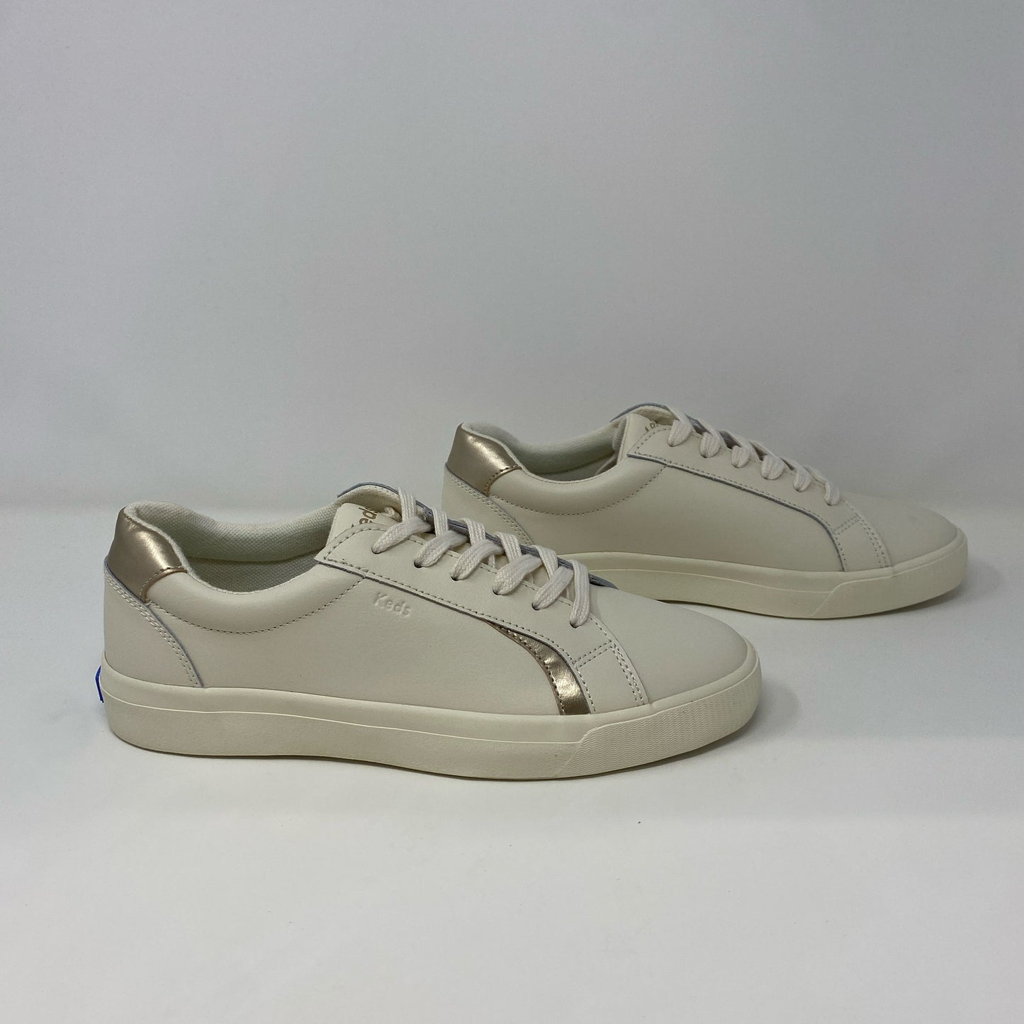 Front-UNT4879899UT