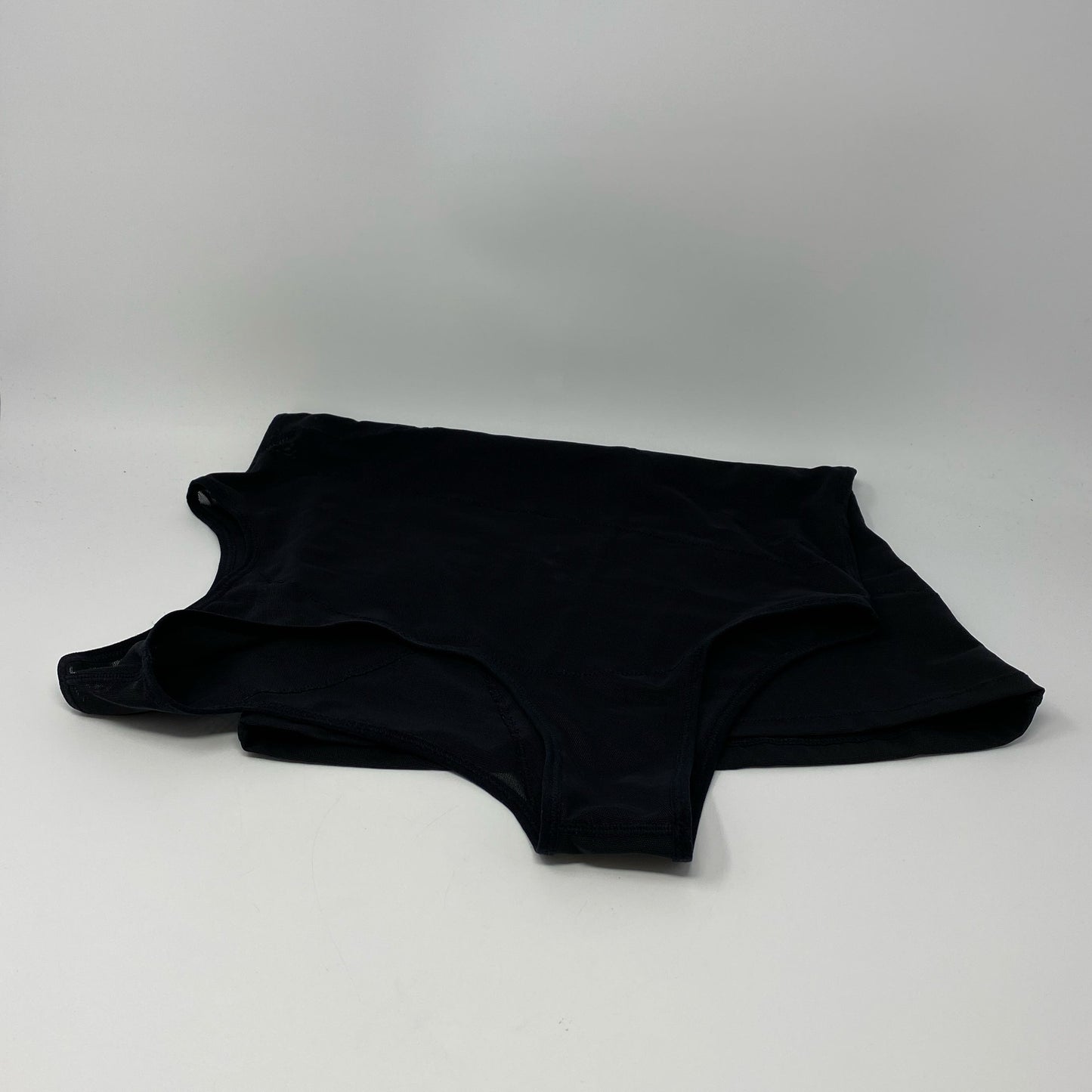 Back-UNT829391T9X