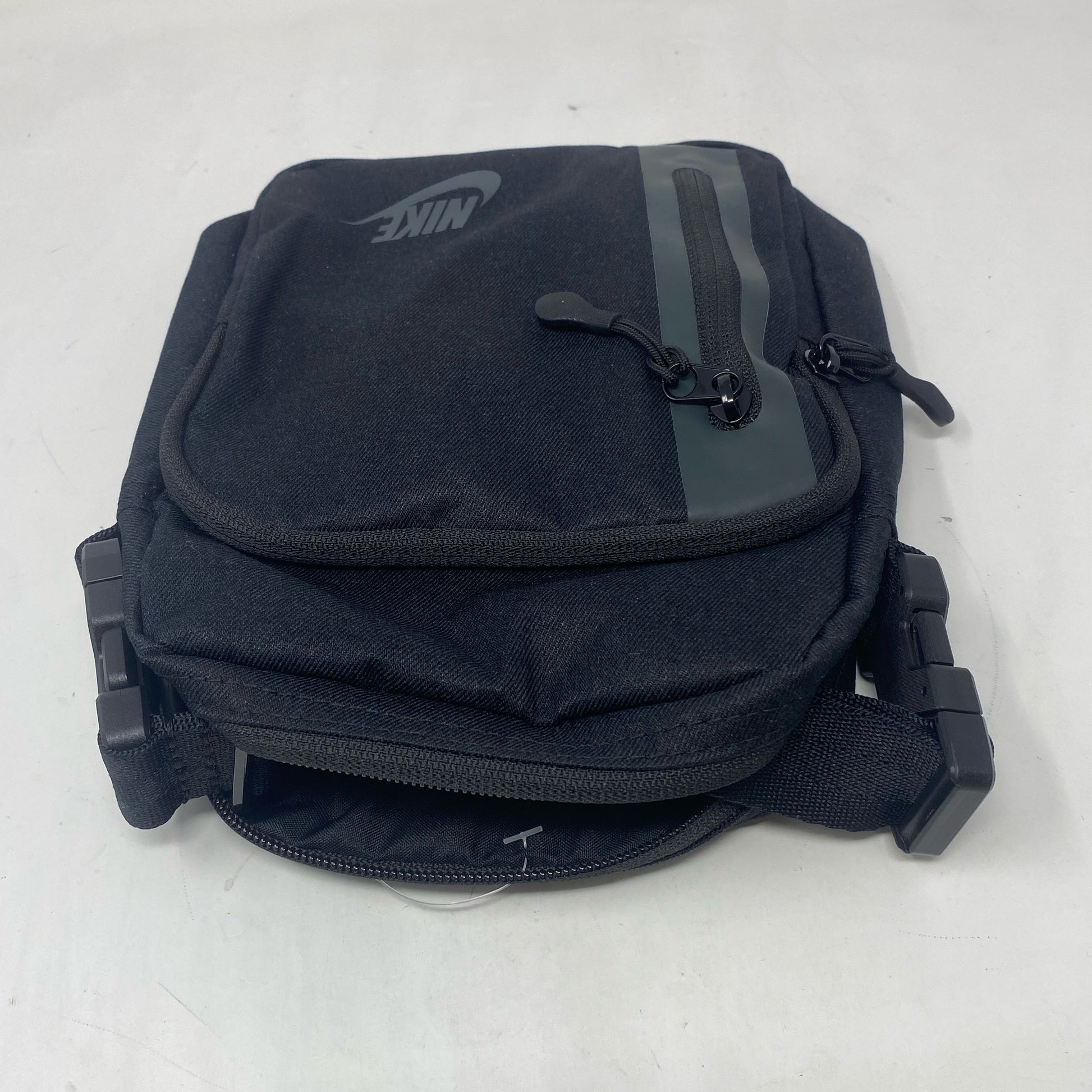 Back-LPNNE6YNPTJ65