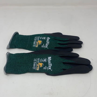 Right-UNT004588L7D