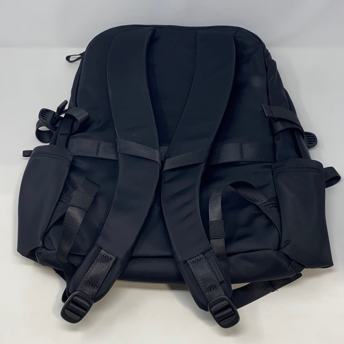 Bottom-UNT542067GTU