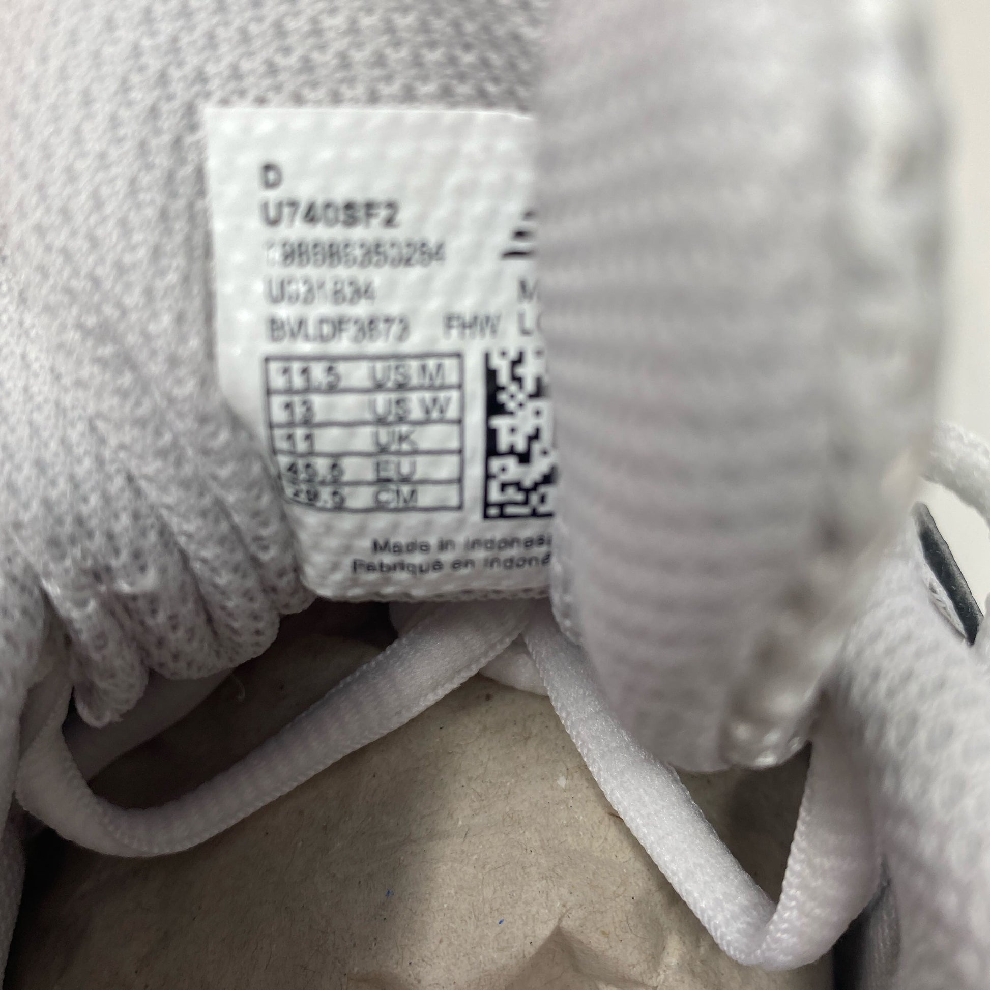 Serial #/Tag-UNT5783625BH