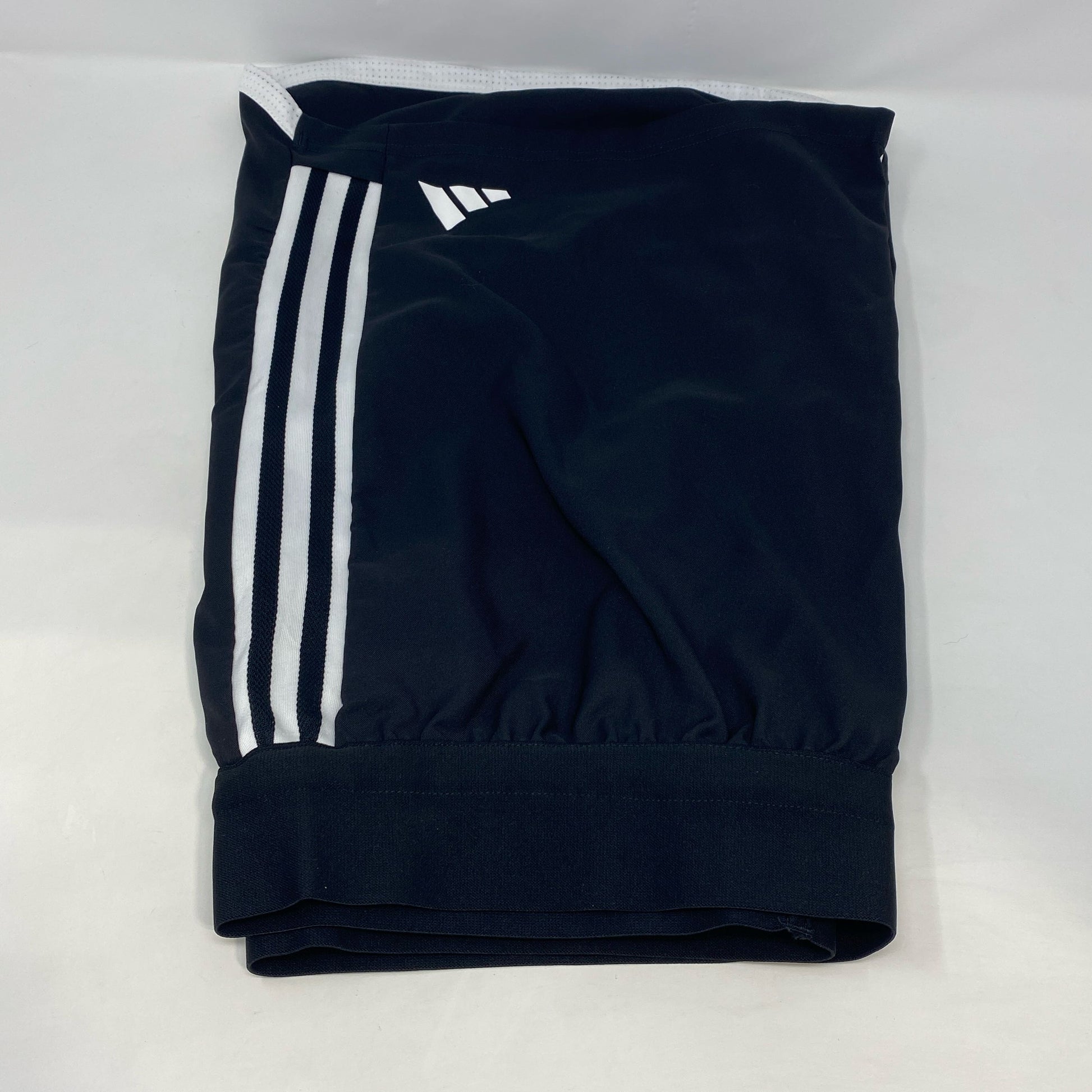 Back-UNT936511K00