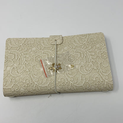 Left-UNT7883616RW