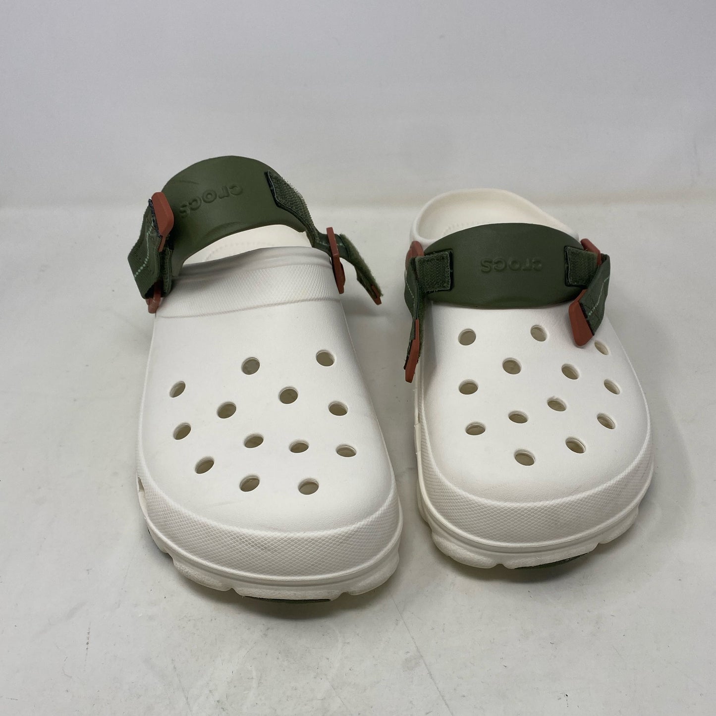 Left-LPNPMGN2240413