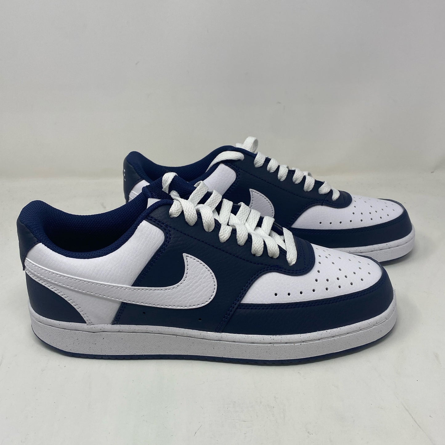 Front-UNT280719ID4