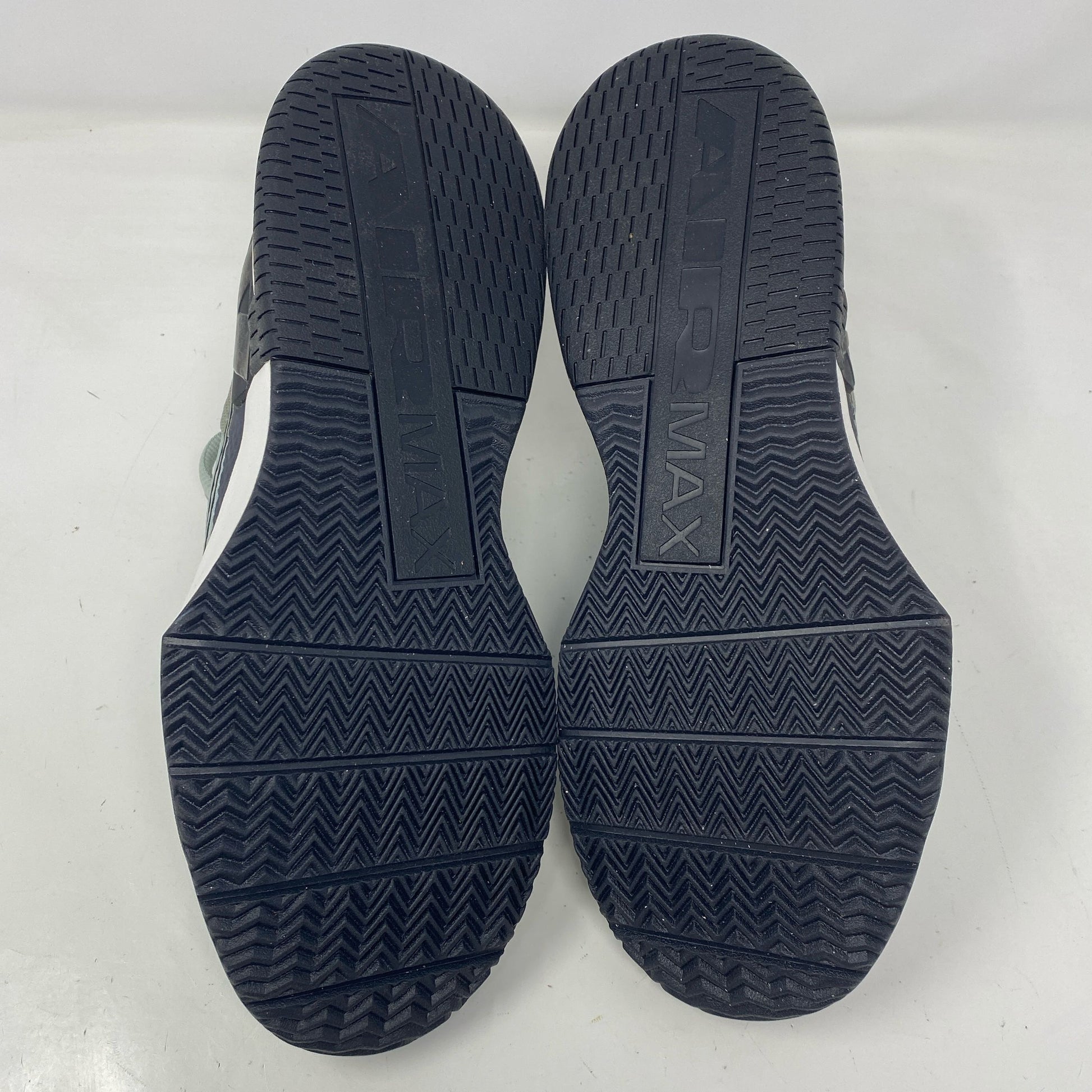 Bottom-UNT0569916NQ