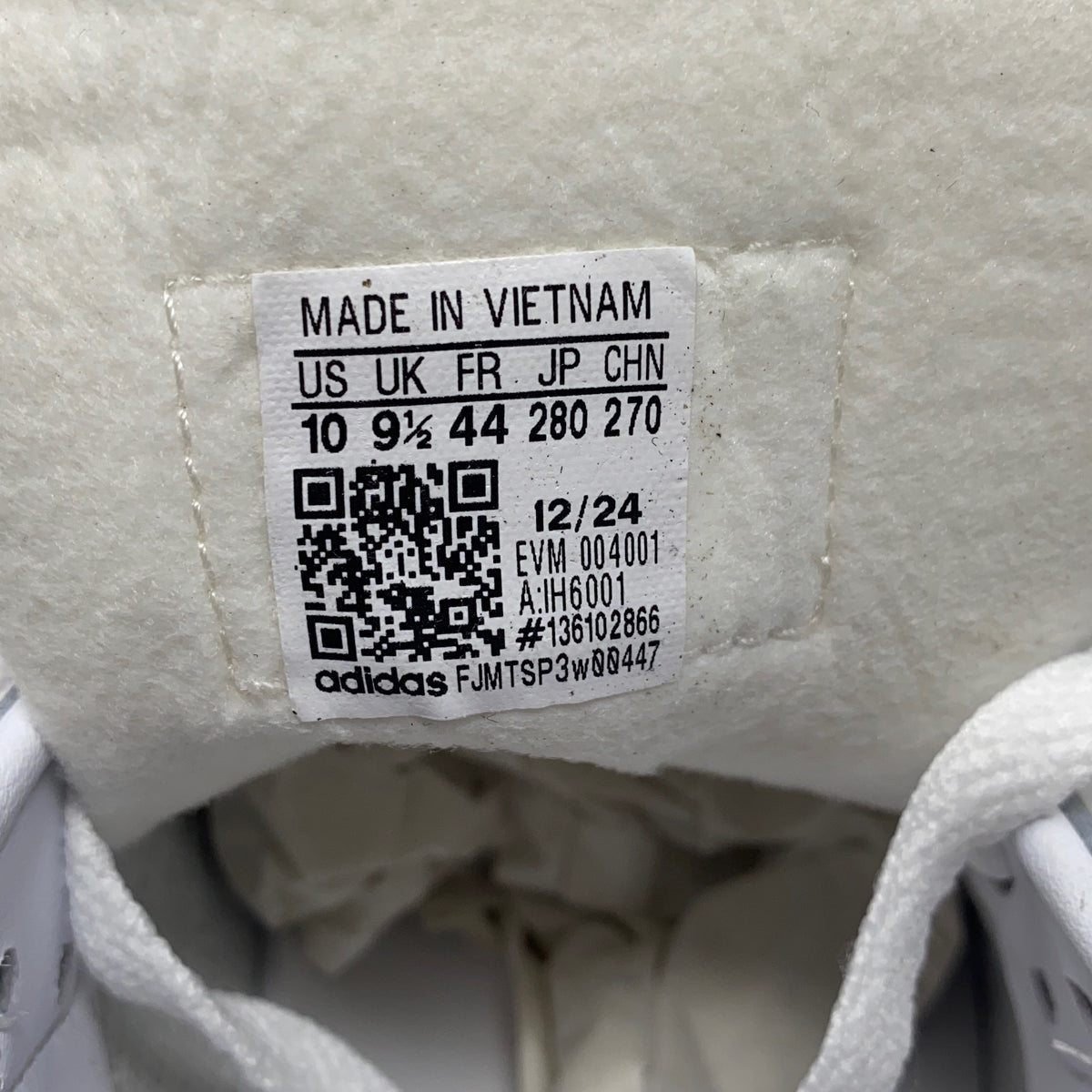 Serial #/Tag-UNT396892FQU
