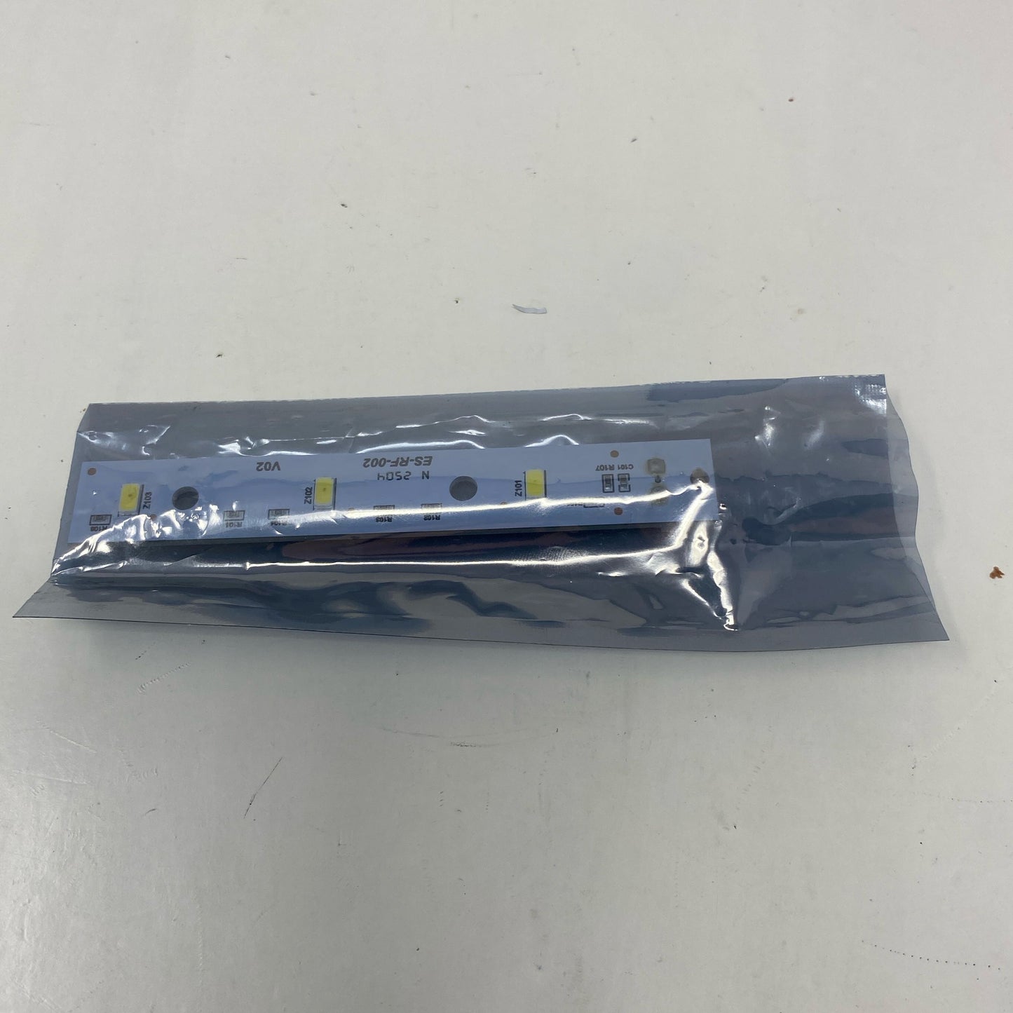 Front-UNT613352AYI