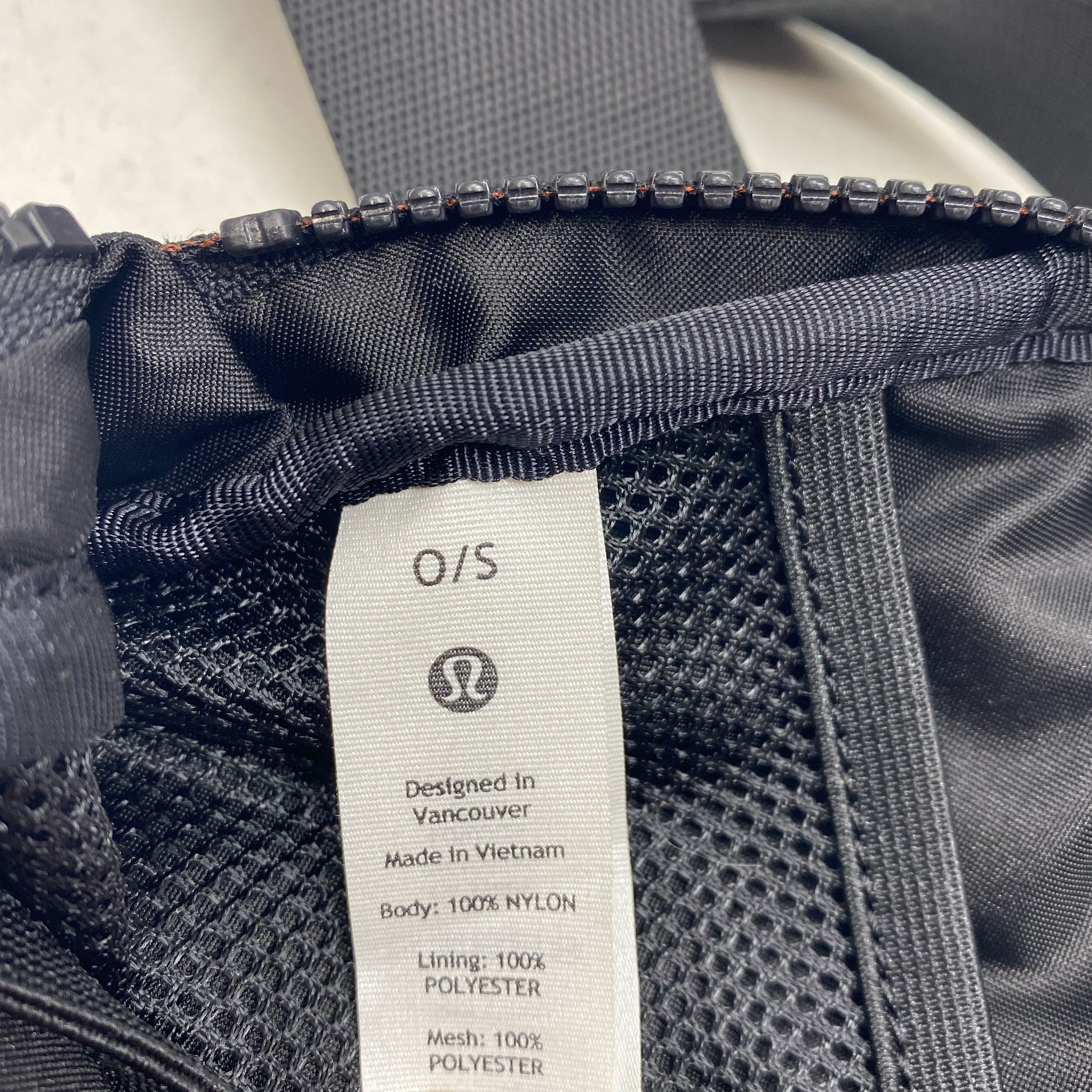 Serial #/Tag-UNT809099O8X