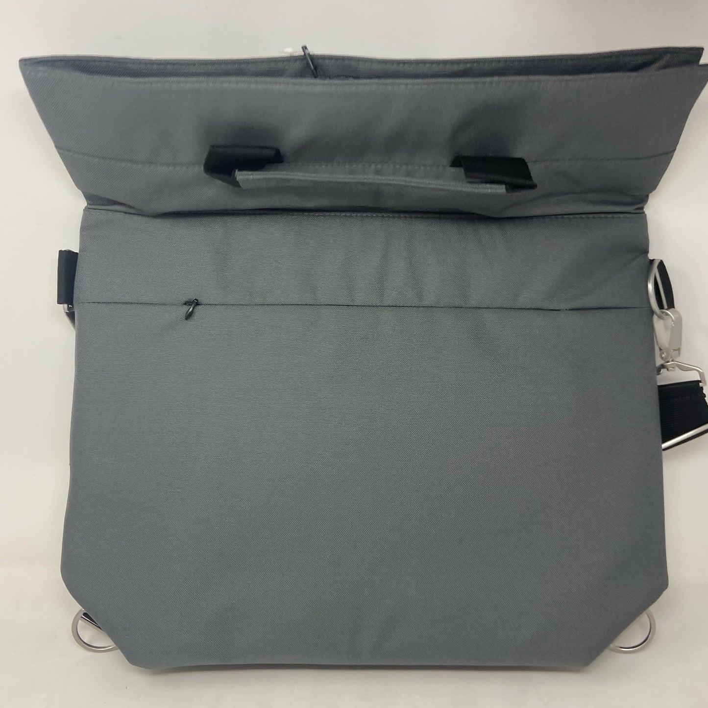 Back-UNT569881VUO