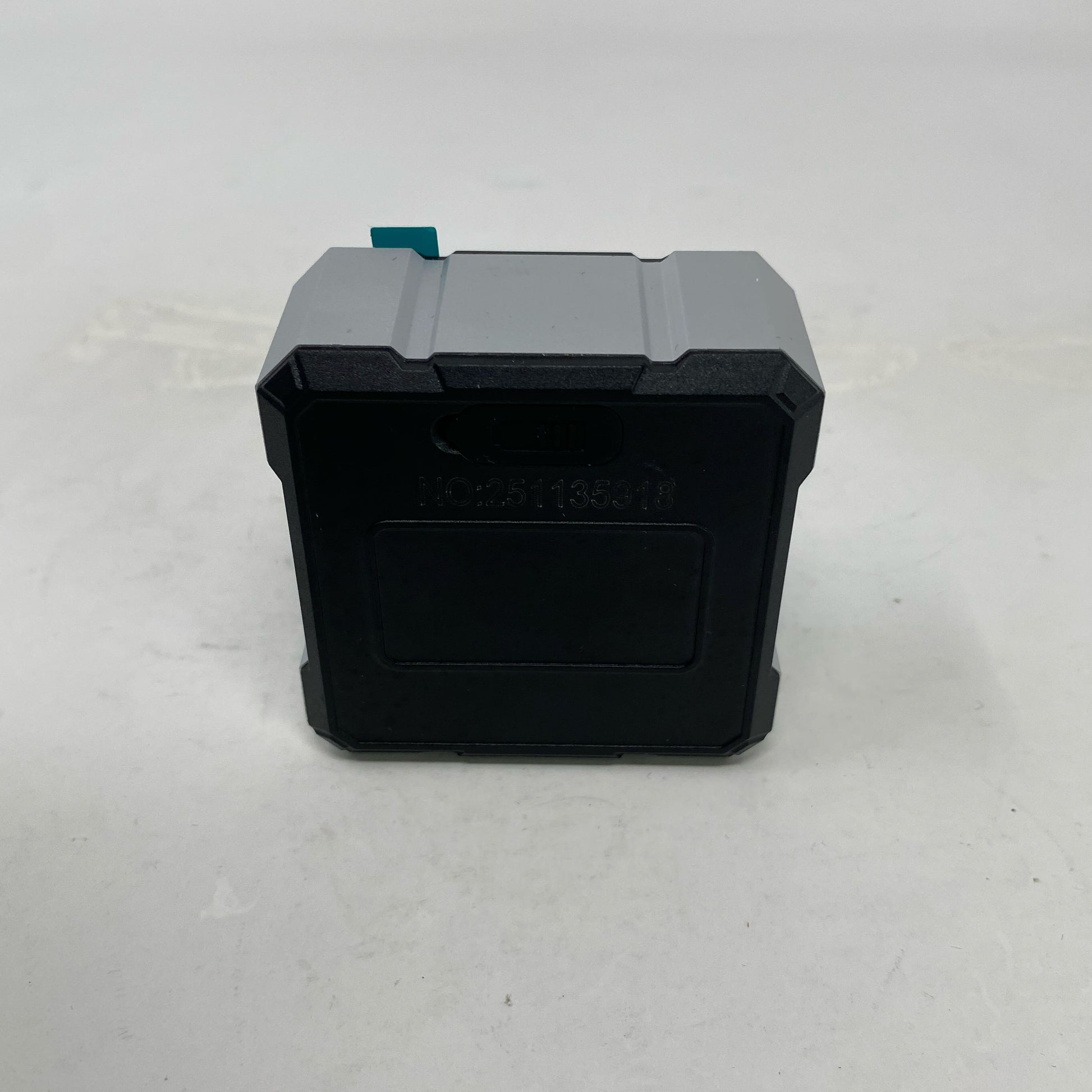 Back-UNT268715RKU