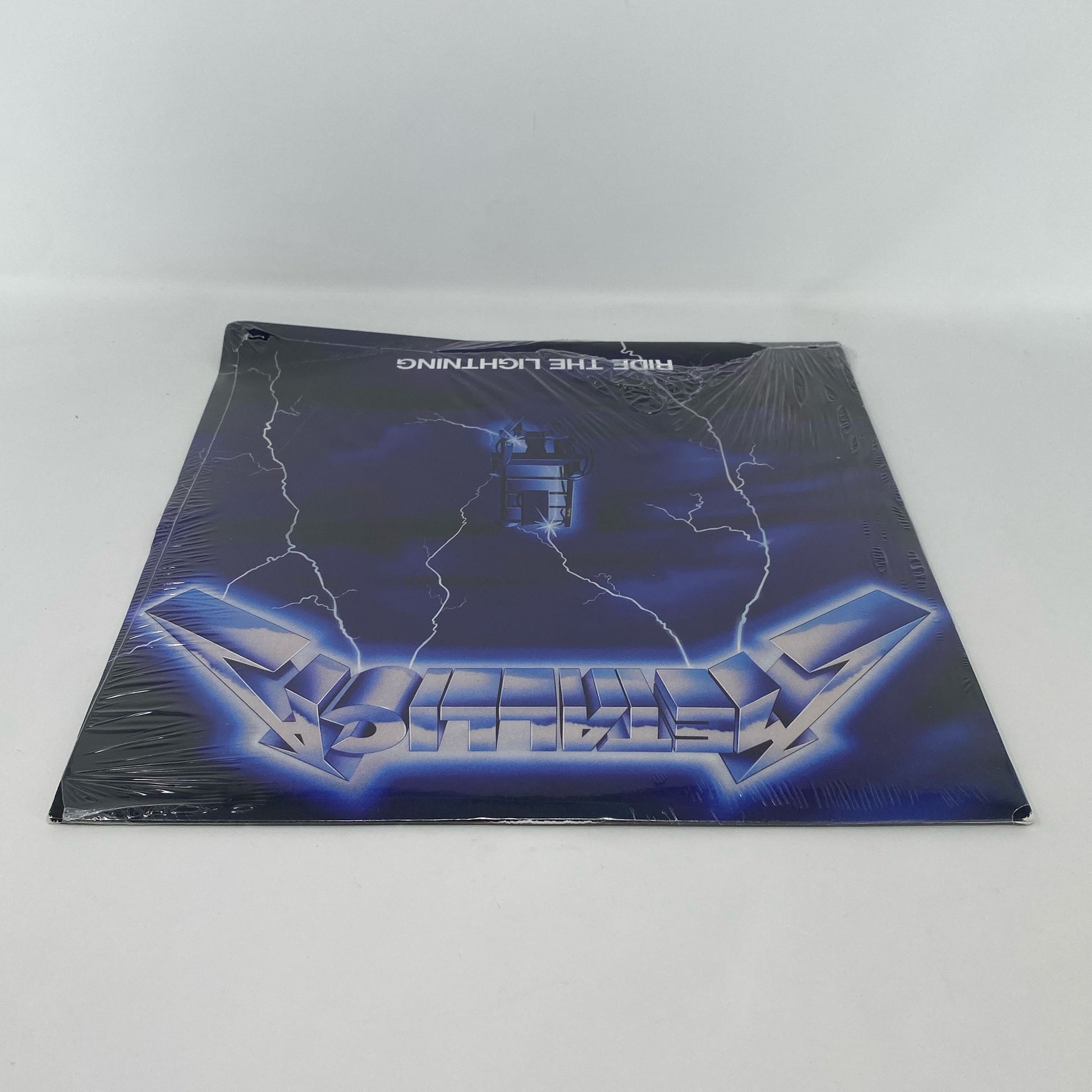 Back-UNT735273X2G